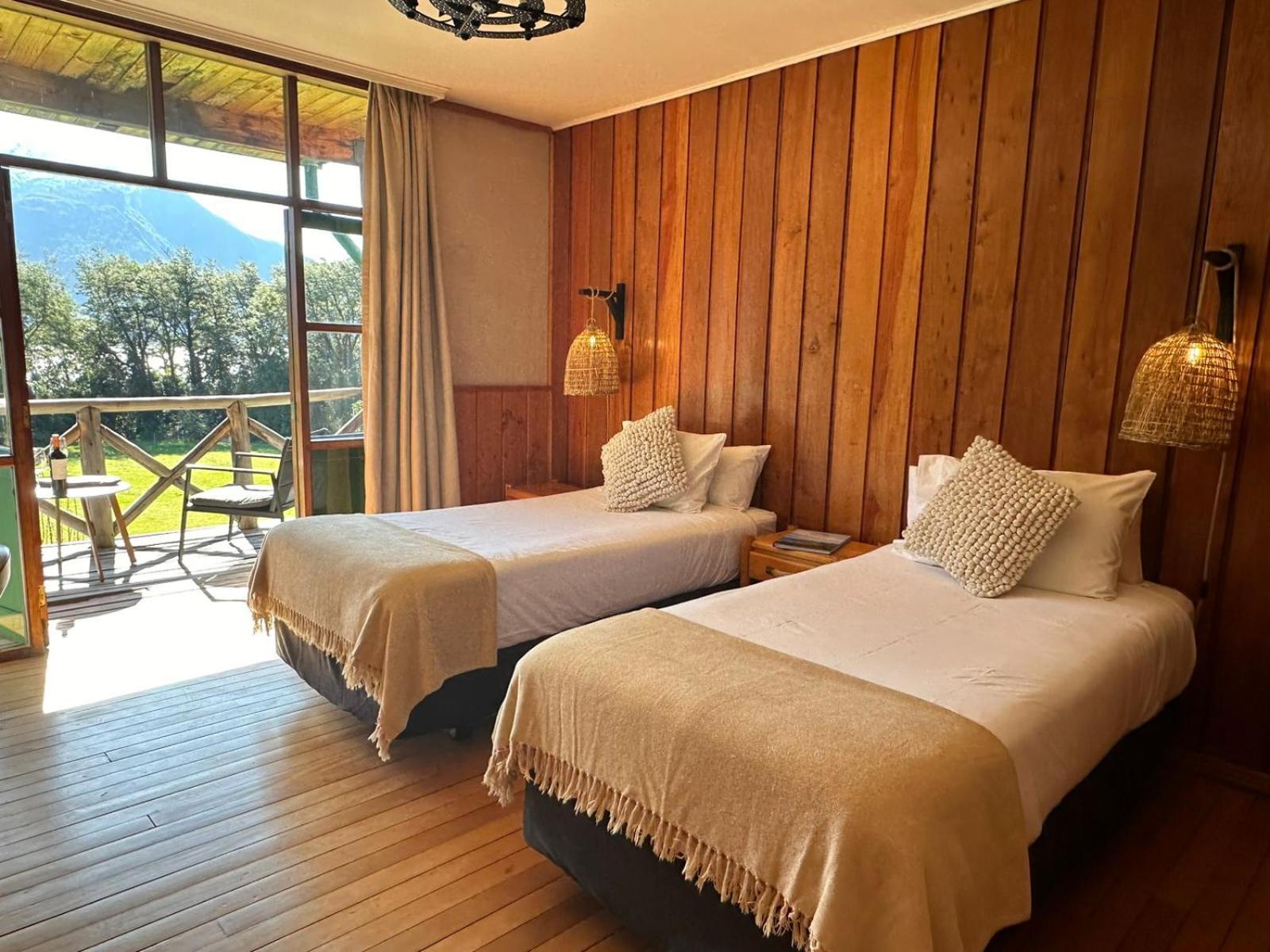 Mitico Puelo Lodge Las Gualas エクステリア 写真