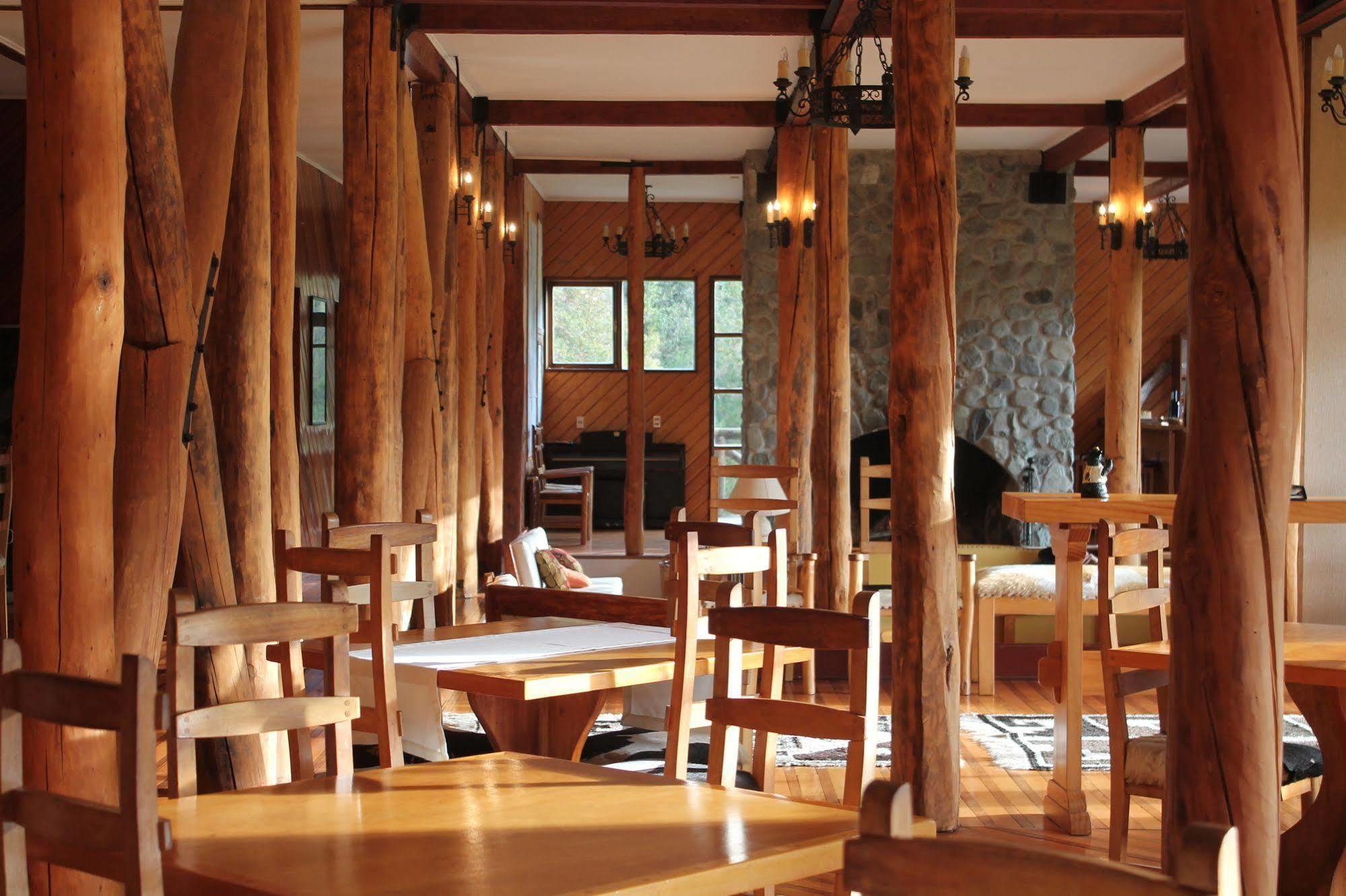 Mitico Puelo Lodge Las Gualas エクステリア 写真