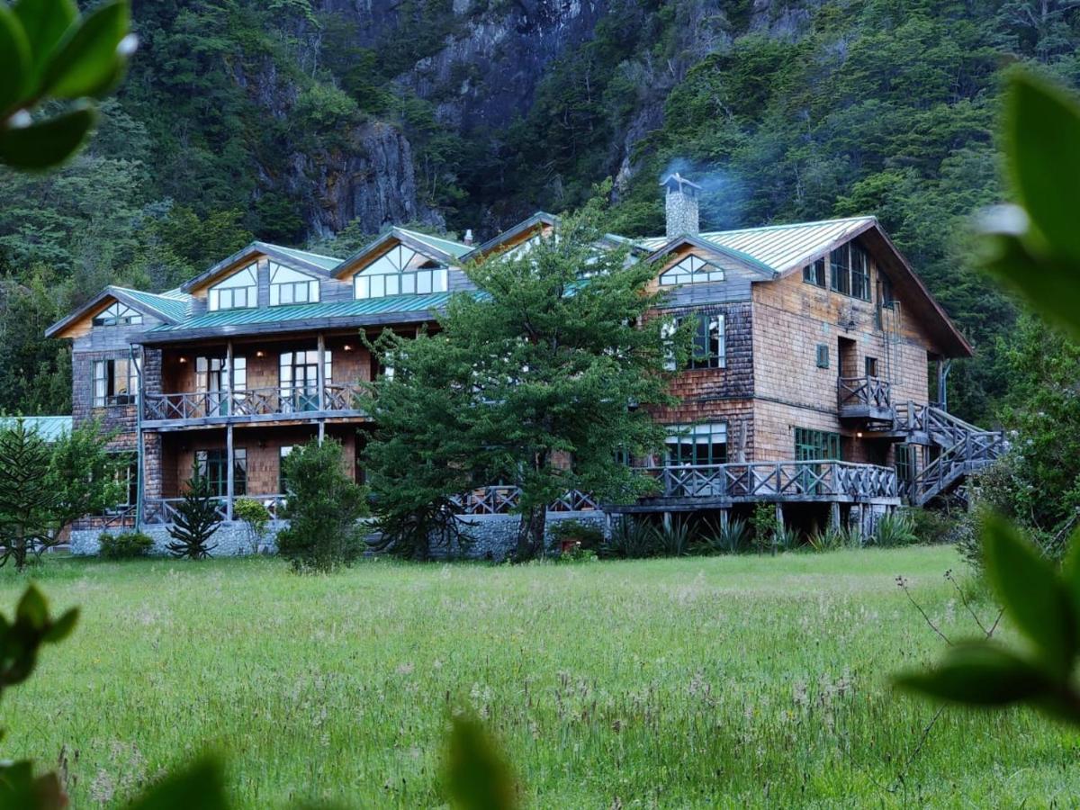 Mitico Puelo Lodge Las Gualas エクステリア 写真